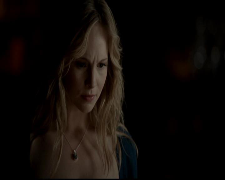 VampireDiariesWorld-dot-org_4x18AmericanGothic0513.jpg