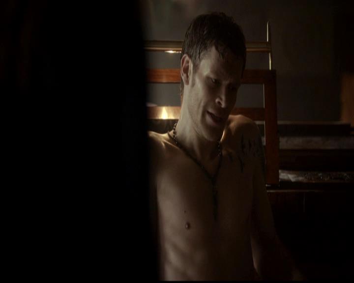 VampireDiariesWorld-dot-org_4x18AmericanGothic0550.jpg