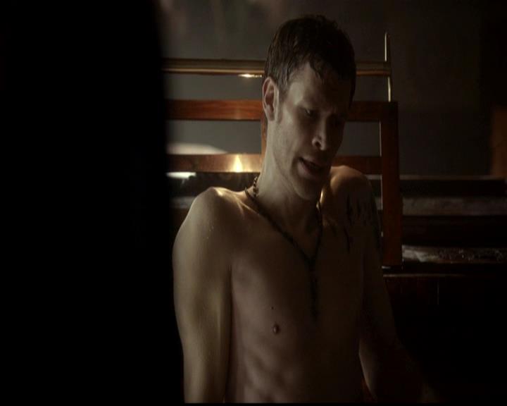 VampireDiariesWorld-dot-org_4x18AmericanGothic0552.jpg