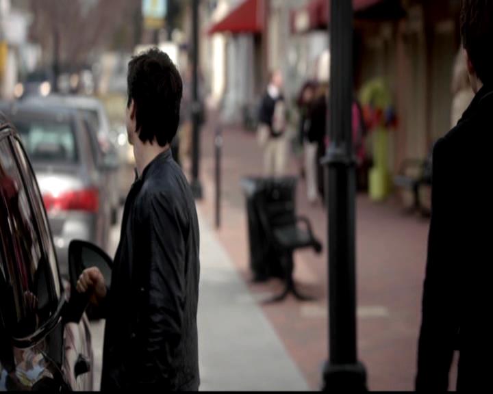 VampireDiariesWorld-dot-org_4x18AmericanGothic0608.jpg