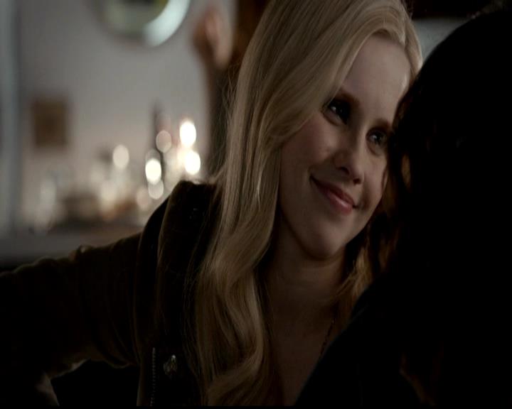 VampireDiariesWorld-dot-org_4x18AmericanGothic0806.jpg