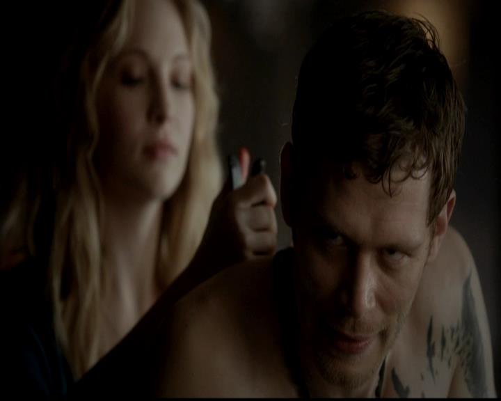 VampireDiariesWorld-dot-org_4x18AmericanGothic1000.jpg