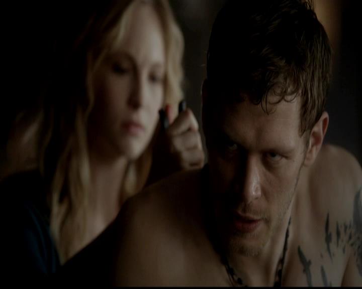 VampireDiariesWorld-dot-org_4x18AmericanGothic1001.jpg