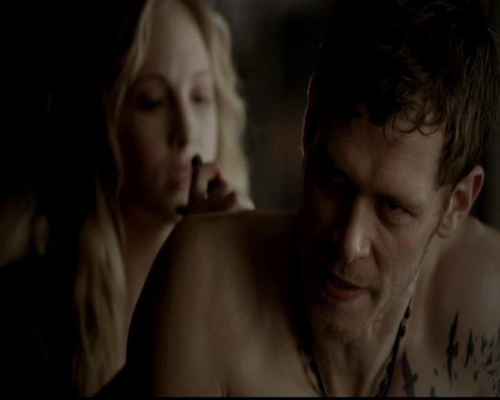 VampireDiariesWorld-dot-org_4x18AmericanGothic1011.jpg