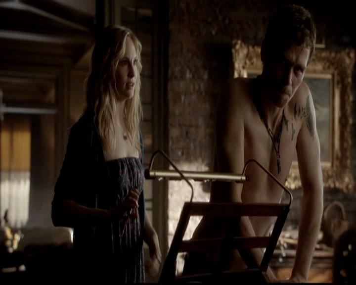 VampireDiariesWorld-dot-org_4x18AmericanGothic1033.jpg