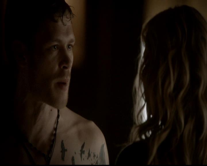 VampireDiariesWorld-dot-org_4x18AmericanGothic1419.jpg