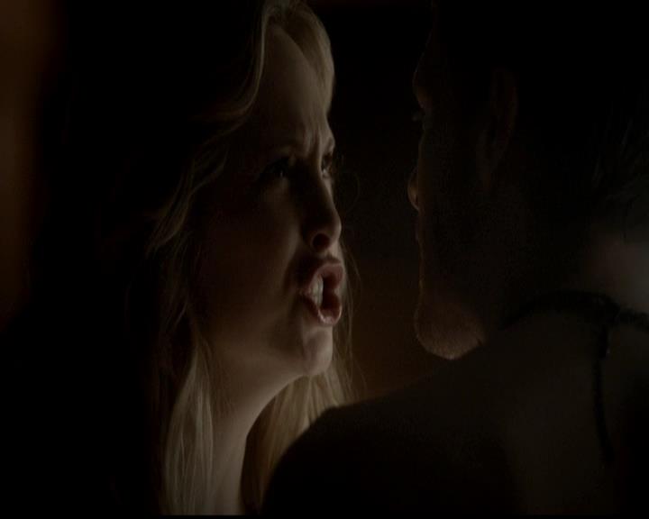 VampireDiariesWorld-dot-org_4x18AmericanGothic1432.jpg