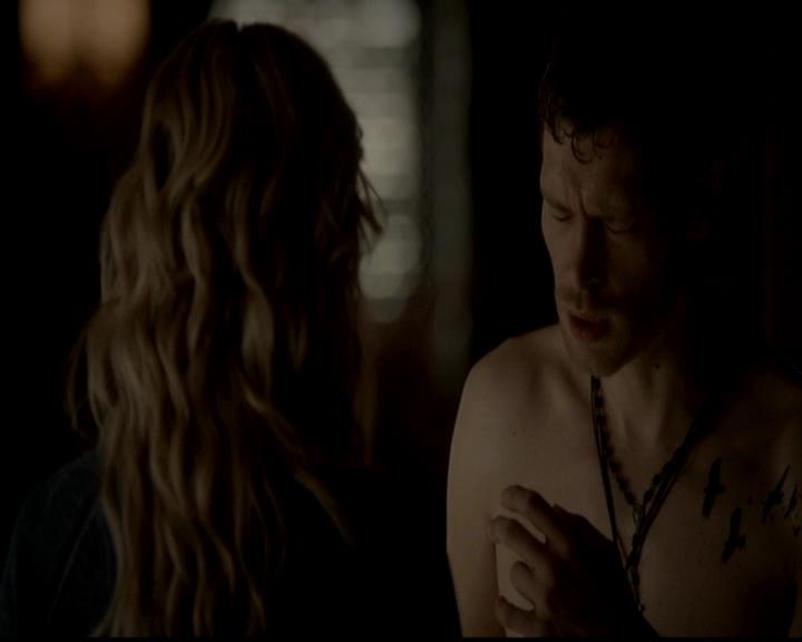 VampireDiariesWorld-dot-org_4x18AmericanGothic1453.jpg