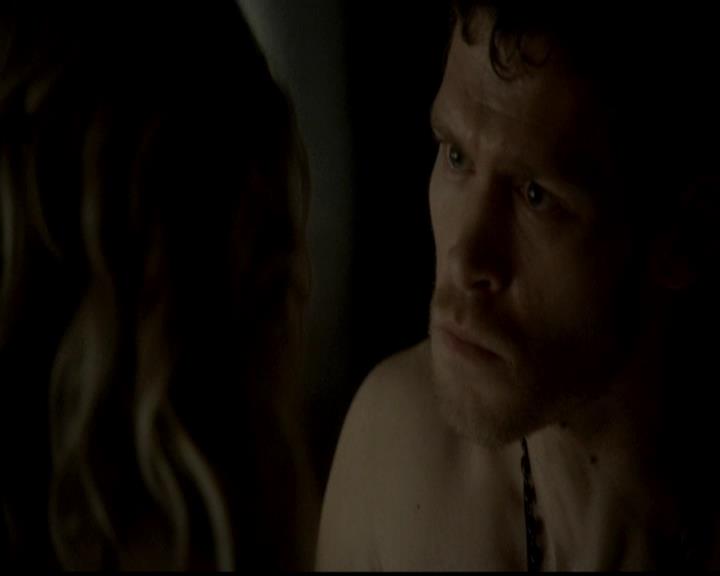 VampireDiariesWorld-dot-org_4x18AmericanGothic1472.jpg