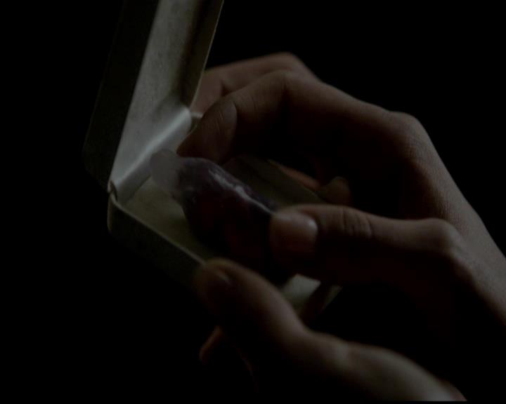 VampireDiariesWorld-dot-org_4x18AmericanGothic1800.jpg