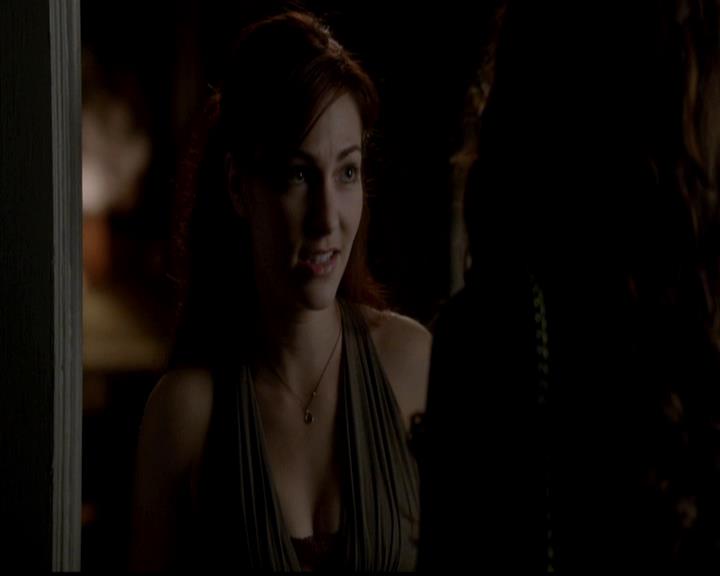 VampireDiariesWorld-dot-org_4x18AmericanGothic1805.jpg