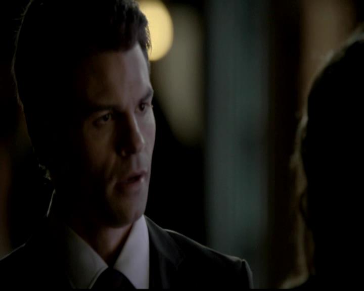 VampireDiariesWorld-dot-org_4x18AmericanGothic1825.jpg