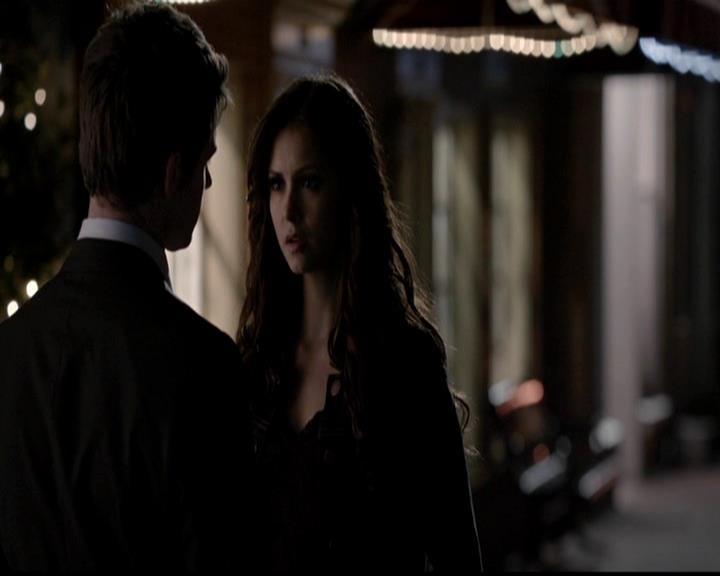 VampireDiariesWorld-dot-org_4x18AmericanGothic1870.jpg
