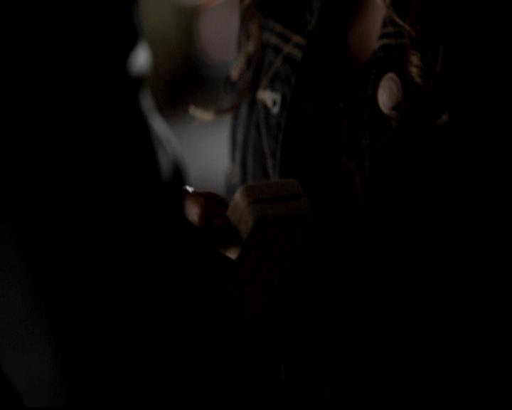 VampireDiariesWorld-dot-org_4x18AmericanGothic1873.jpg