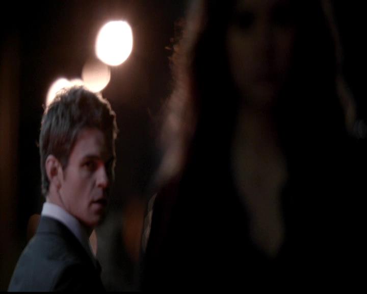 VampireDiariesWorld-dot-org_4x18AmericanGothic1909.jpg