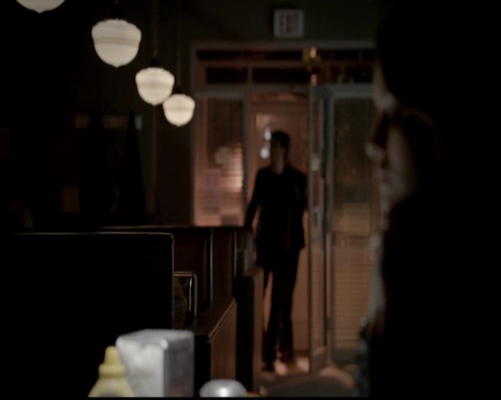 VampireDiariesWorld-dot-org_4x18AmericanGothic2186.jpg