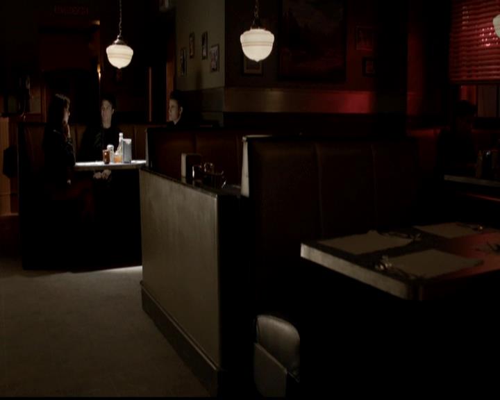 VampireDiariesWorld-dot-org_4x18AmericanGothic2209.jpg