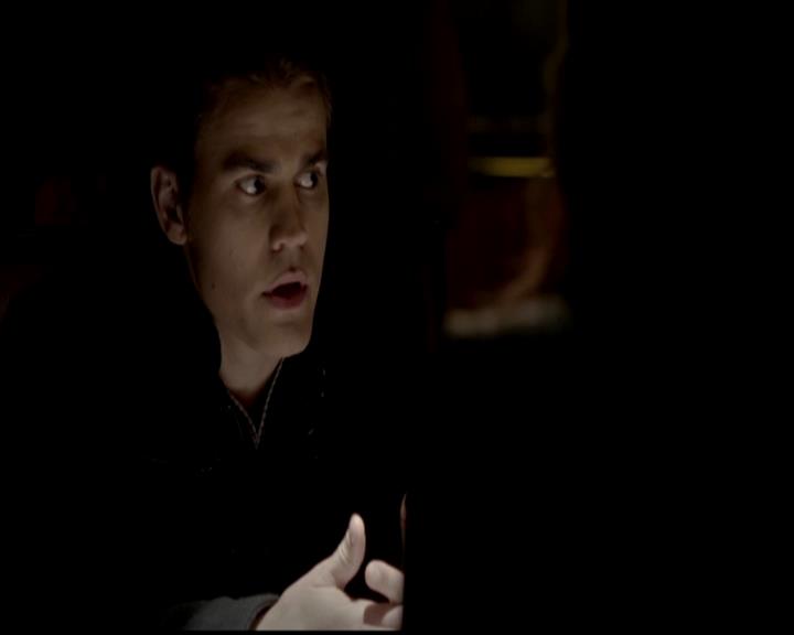 VampireDiariesWorld-dot-org_4x18AmericanGothic2250.jpg