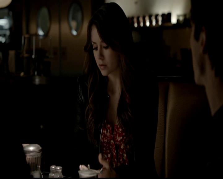 VampireDiariesWorld-dot-org_4x18AmericanGothic2257.jpg