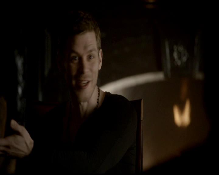 VampireDiariesWorld-dot-org_4x19PicturesOfYou0204.jpg