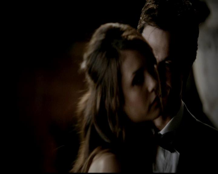 VampireDiariesWorld-dot-org_4x19PicturesOfYou0436.jpg