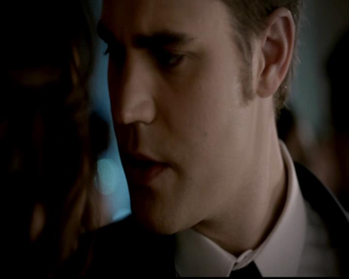 VampireDiariesWorld-dot-org_4x19PicturesOfYou0805.jpg