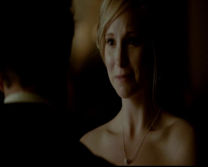 VampireDiariesWorld-dot-org_4x19PicturesOfYou1462.jpg
