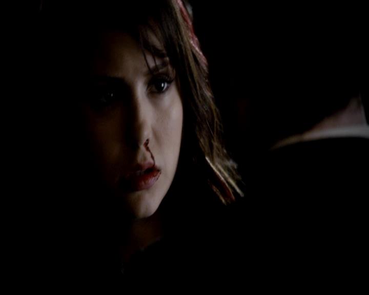VampireDiariesWorld-dot-org_4x19PicturesOfYou1792.jpg