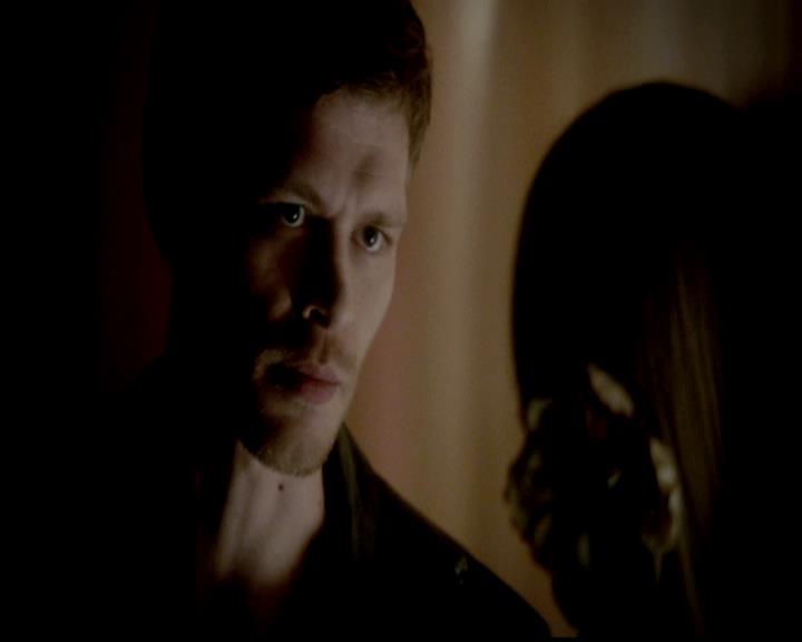 VampireDiariesWorld-dot-org_4x19PicturesOfYou1884.jpg