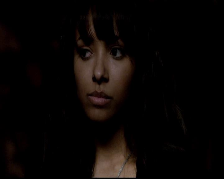 VampireDiariesWorld-dot-org_4x19PicturesOfYou2228.jpg
