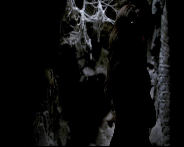 VampireDiariesWorld-dot-org_4x19PicturesOfYou2231.jpg