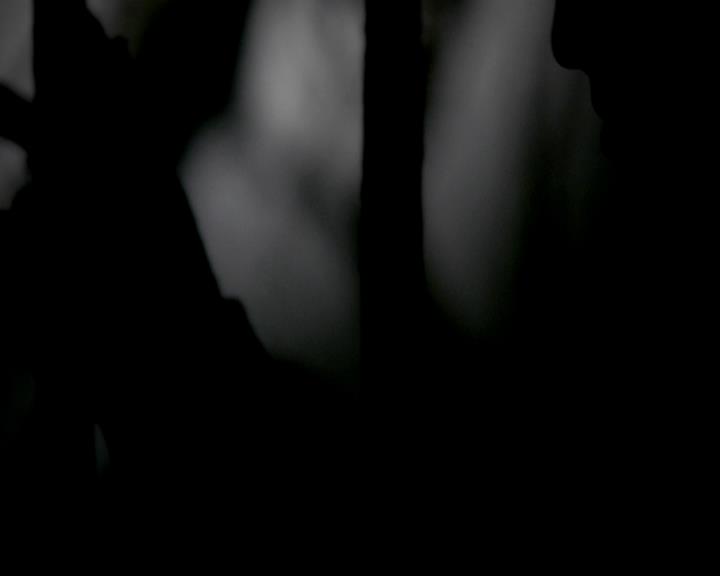 VampireDiariesWorld-dot-org_4x19PicturesOfYou2275.jpg
