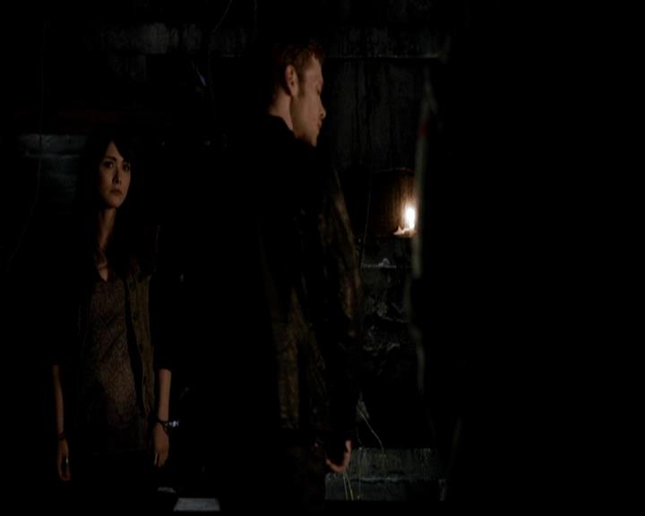 VampireDiariesWorld-dot-org_4x20TheOriginals1210.jpg