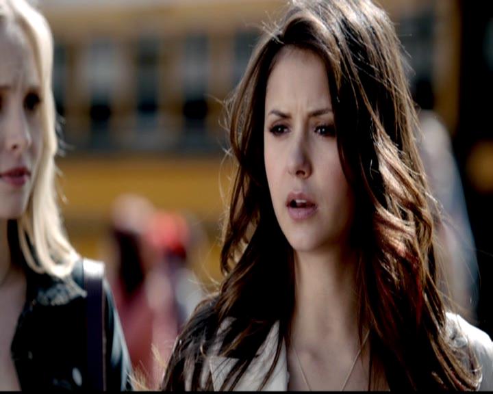 VampireDiariesWorld-dot-org_4x21ShesComeUndone0016.jpg