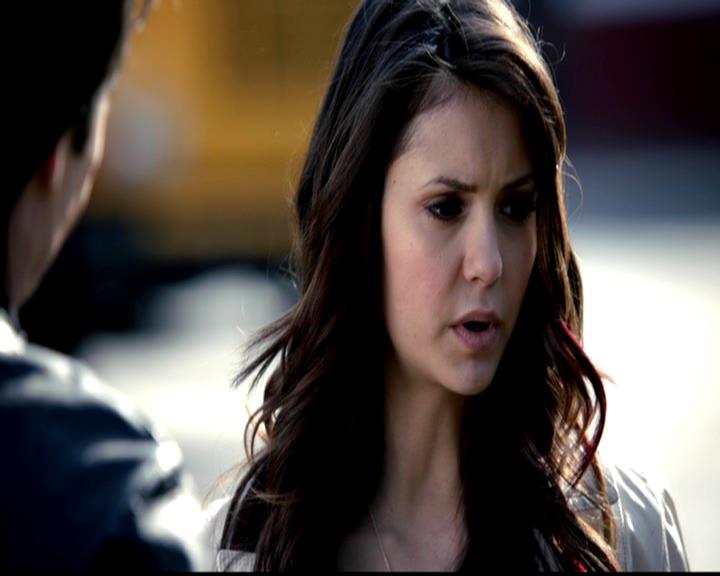 VampireDiariesWorld-dot-org_4x21ShesComeUndone0041.jpg