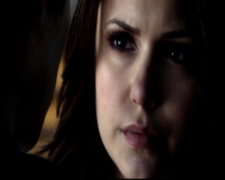 VampireDiariesWorld-dot-org_4x21ShesComeUndone0065.jpg
