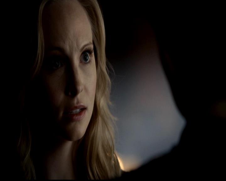 VampireDiariesWorld-dot-org_4x21ShesComeUndone0163.jpg