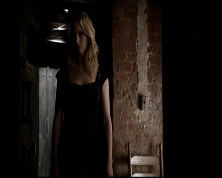VampireDiariesWorld-dot-org_4x21ShesComeUndone0175.jpg