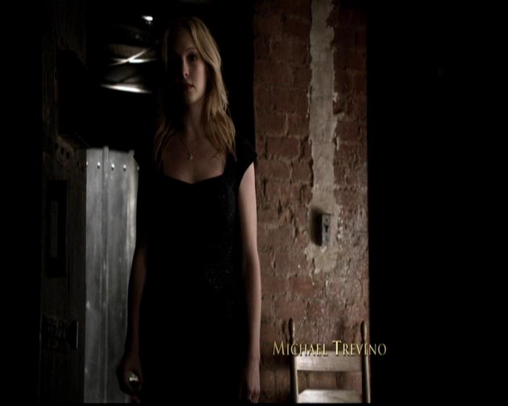 VampireDiariesWorld-dot-org_4x21ShesComeUndone0181.jpg