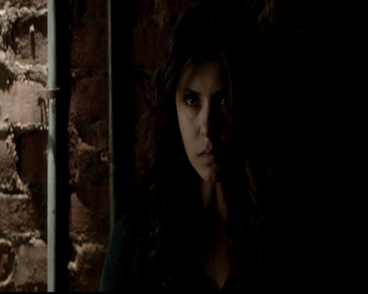 VampireDiariesWorld-dot-org_4x21ShesComeUndone0186.jpg