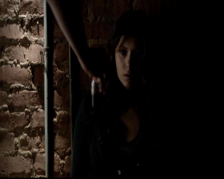 VampireDiariesWorld-dot-org_4x21ShesComeUndone0191.jpg