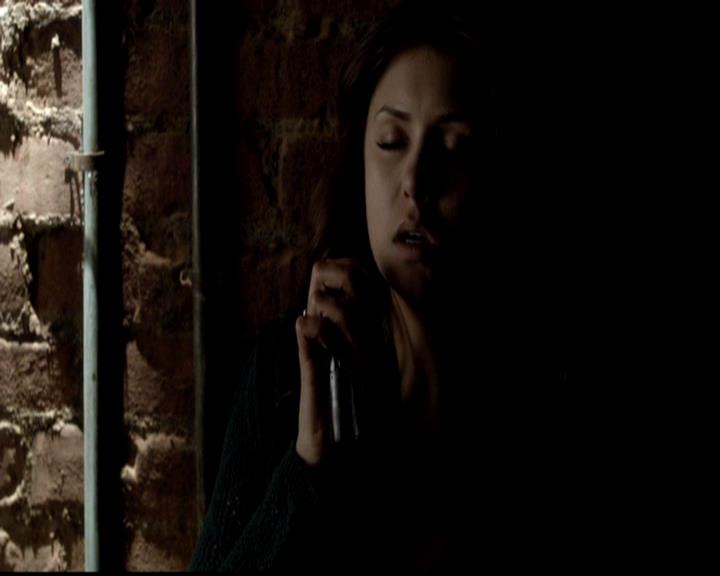 VampireDiariesWorld-dot-org_4x21ShesComeUndone0198.jpg