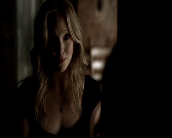 VampireDiariesWorld-dot-org_4x21ShesComeUndone0212.jpg