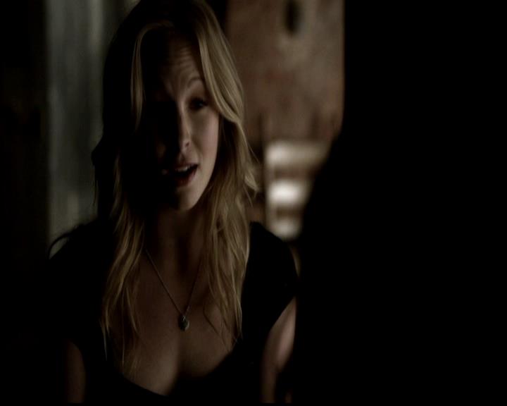 VampireDiariesWorld-dot-org_4x21ShesComeUndone0213.jpg