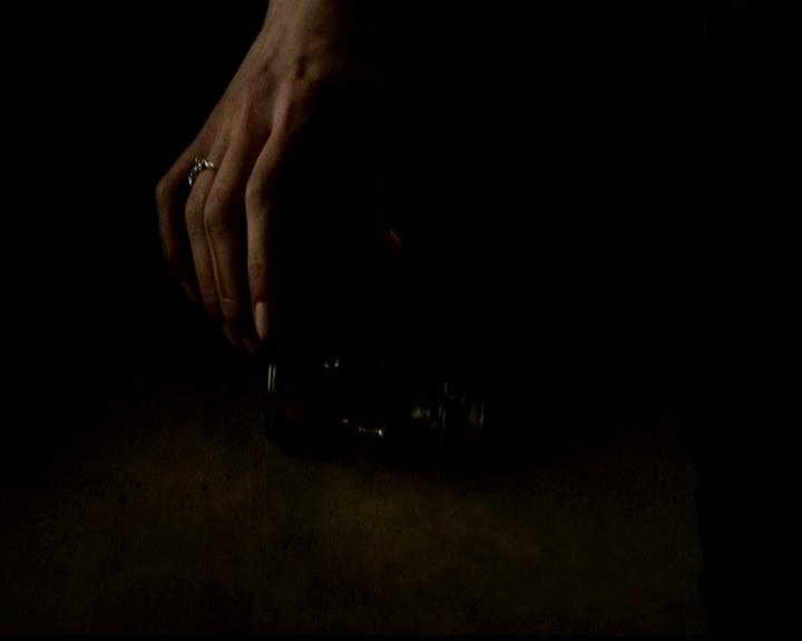 VampireDiariesWorld-dot-org_4x21ShesComeUndone0214.jpg