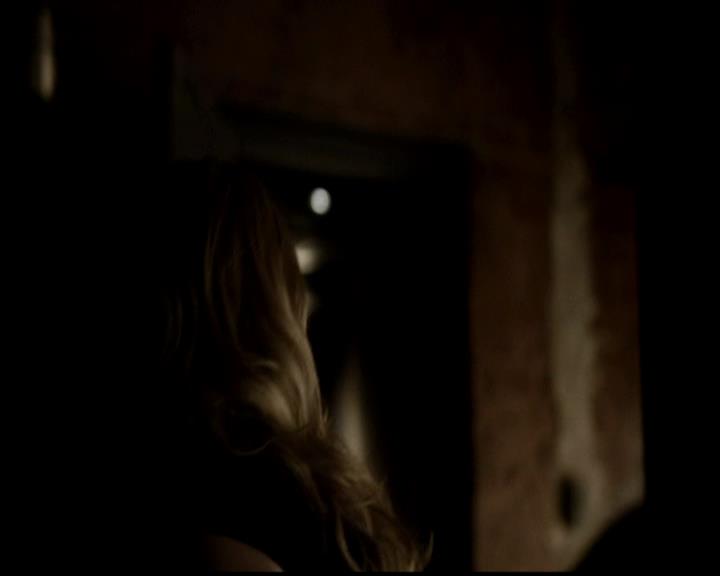 VampireDiariesWorld-dot-org_4x21ShesComeUndone0285.jpg