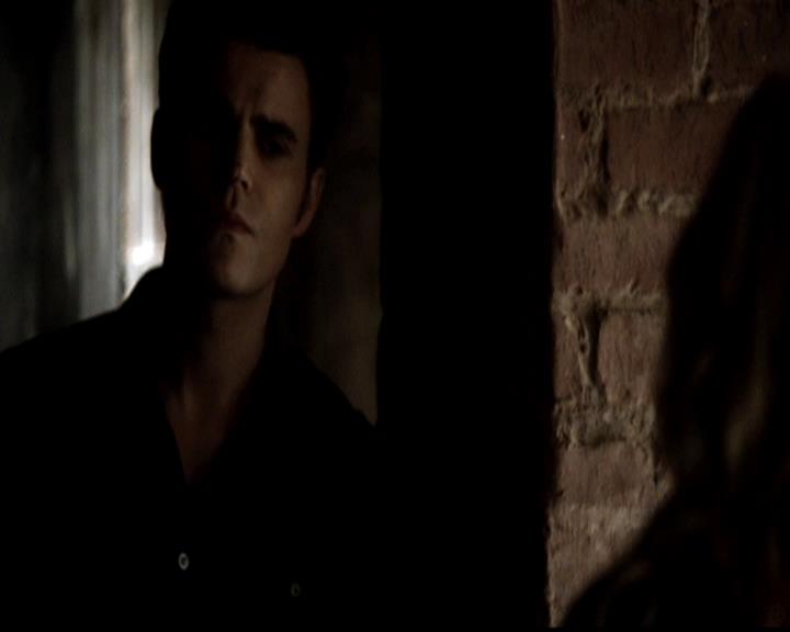VampireDiariesWorld-dot-org_4x21ShesComeUndone0310.jpg
