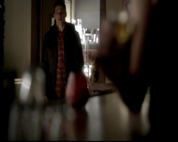 VampireDiariesWorld-dot-org_4x21ShesComeUndone0318.jpg