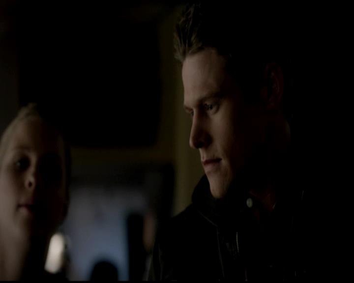 VampireDiariesWorld-dot-org_4x21ShesComeUndone0328.jpg