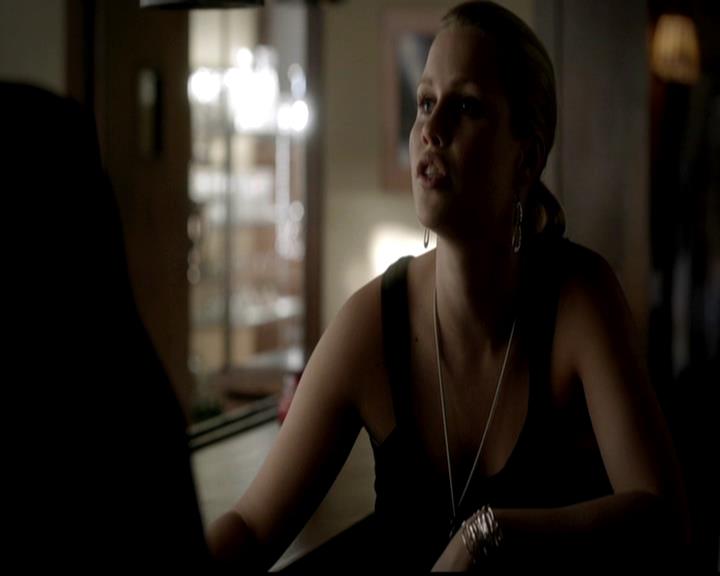 VampireDiariesWorld-dot-org_4x21ShesComeUndone0339.jpg